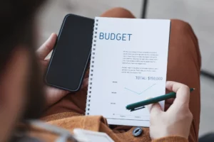 businessman-planning-budget